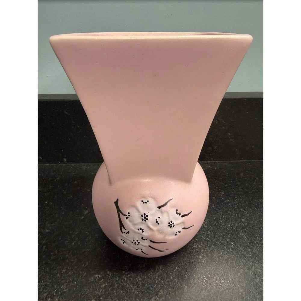 Vintage McCoy Spring Wood Dogwood Vase Pair Pink Green Matte‎ Pottery USA
